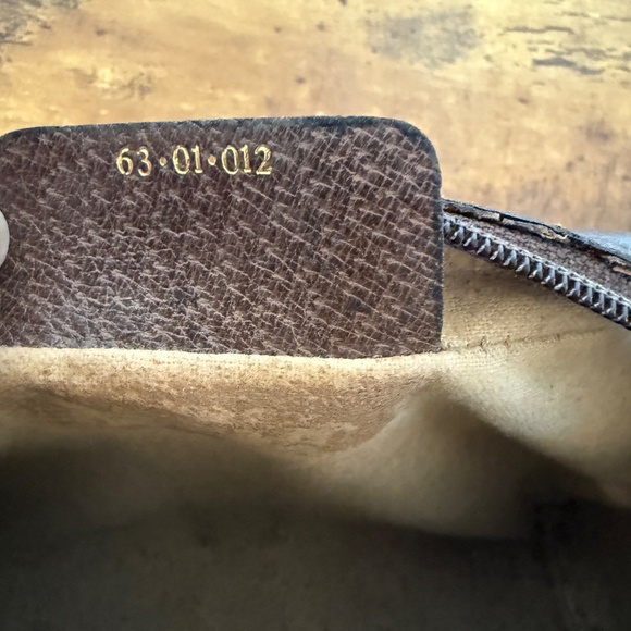 Gucci Sherry Line Vintage Crossbody - Picture 7 of 9